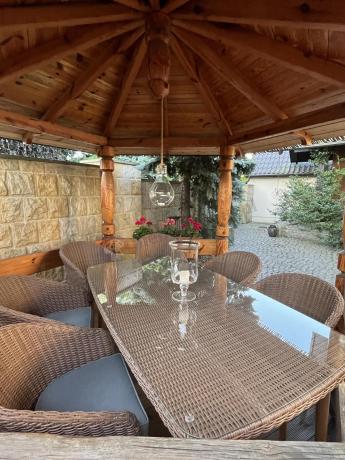 Zestaw ogrodowy ze stołem obiadowym technorattan Cioso Dining 6+1 - Brown