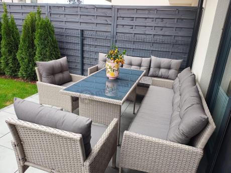 Zestaw technorattanowy z wysokim stołem Perata Grande Light Grey