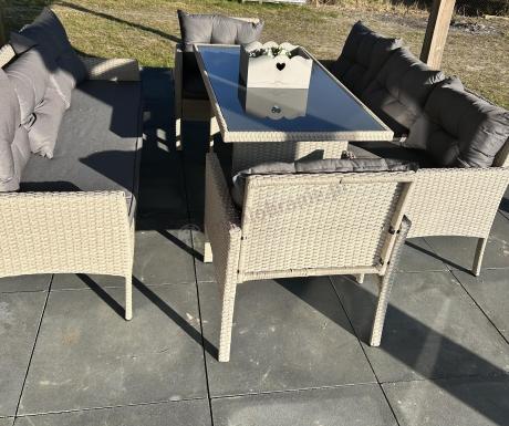 Zestaw technorattanowy z wysokim stołem Perata Grande Light Grey