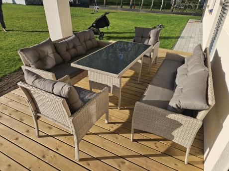 Zestaw technorattanowy z wysokim stołem Perata Grande Light Grey