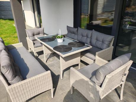 Zestaw technorattanowy z wysokim stołem Perata Grande Light Grey