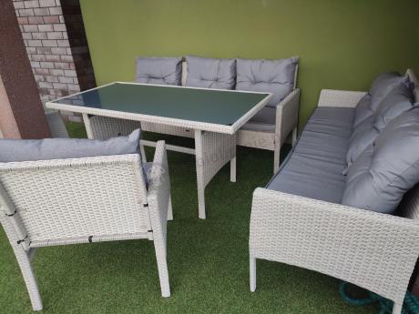 Zestaw technorattanowy z wysokim stołem Perata Grande Light Grey