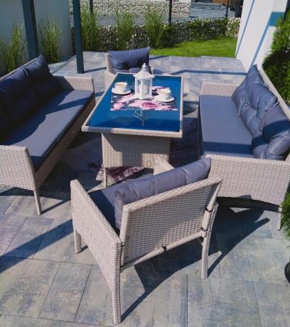 Zestaw technorattanowy z wysokim stołem Perata Grande Light Grey