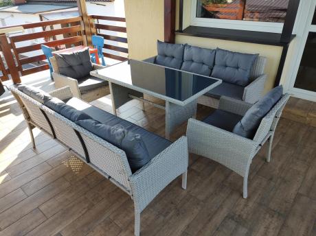 Zestaw technorattanowy z wysokim stołem Perata Grande Light Grey