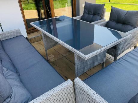 Zestaw technorattanowy z wysokim stołem Perata Grande Light Grey