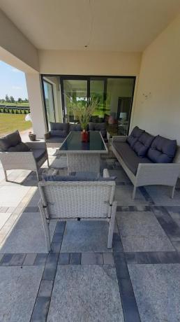 Zestaw technorattanowy z wysokim stołem Perata Grande Light Grey