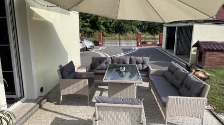 Zestaw technorattanowy z wysokim stołem Perata Grande Light Grey