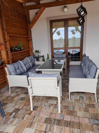 Zestaw technorattanowy z wysokim stołem Perata Grande Light Grey