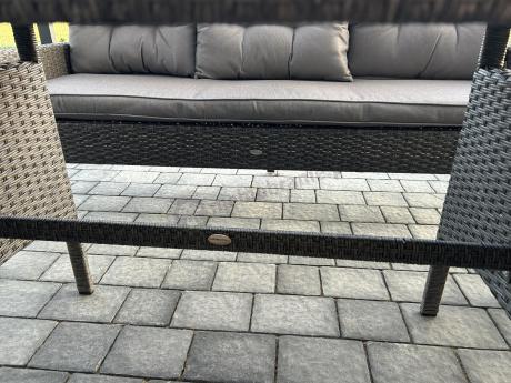 Zestaw z sofami 175cm, fotelami i wysokim stołem Perata Grande Anthracite