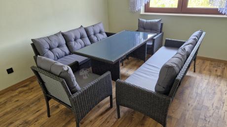 Zestaw z sofami 175cm, fotelami i wysokim stołem Perata Grande Anthracite