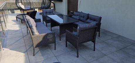 Zestaw z sofami 175cm, fotelami i wysokim stołem Perata Grande Anthracite