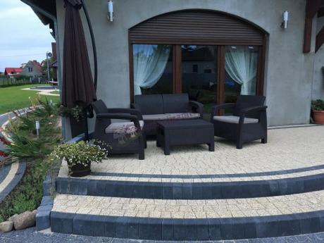 Komplet ogrodowy Ratan Efekt Corfu Set Curver na eleganckim tarasie