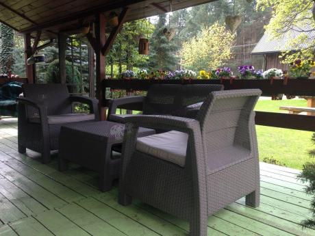 Meble ogrodowe Corfu Set na wspaniałym tarasie