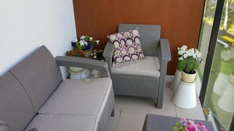 Modne meble ogrodowe z eleganckiego tworzywa Keter Corfu Set Cappuccino