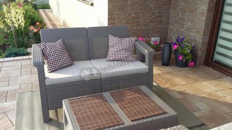 Wygodny i solidny zestaw Keter Corfu Set