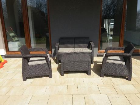 Zestaw ogrodowy Corfu Set brown Curver Keter na tarasie