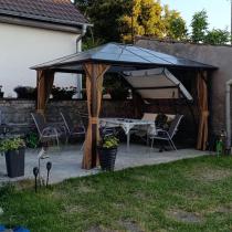 Aranżacja: Altana ogrodowa aluminiowa z dachem poliwęglanowym Havero 3x3,5 - imitacja drewna