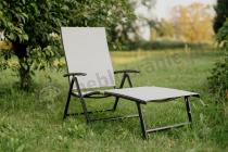 Aranżacja: Aluminiowa leżanka ogrodowa z regulacją Kubu - Silver + Black