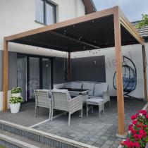 Aranżacja: Aluminiowa pergola na taras 4x4 w kolorze drewna Lufel z lamelami - Woodlook