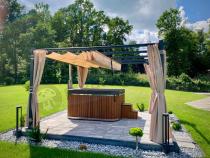 Aranżacja: Aluminiowa pergola ogrodowa z zasłonami 4x4 Kirn Beż