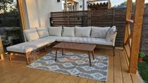 Aranżacja: Aluminiowy "drewniany" narożnik tarasowy w stylu boho Oluf Cream