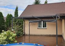 Aranżacja: Antracytowa metalowa pergola tarasowa 4x4 wolnostojąca - Niro Grey