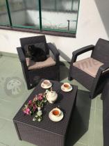 Aranżacja: Arica Rattan Table stolik do ogrodu ze skrzynią brązowy