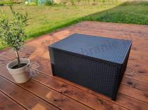 Aranżacja: Arica Rattan Table stolik ogrodowy ze skrzynią grafitowy