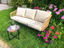 Aranżacja: Beżowa trzyosobowa sofa nataras 182 cm Postigo
