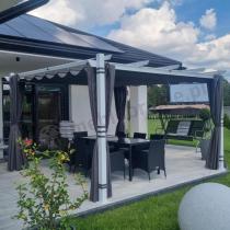 Aranżacja: Biała Aluminiowa pergola na taras z zasłonami Kirn 4x4 - Grey White