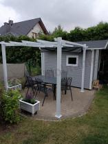 Aranżacja: Biała pergola na taras z materiałowym dachem Kirn 3x3 - Grey White