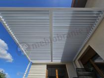 Aranżacja: Biała pergola tarasowa 4x4 Lufel aluminium