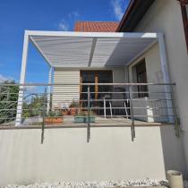 Aranżacja: Biała pergola tarasowa 4x4 Lufel aluminium