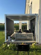 Aranżacja: Biała wolnostojąca pergola tarasowa 3x4 aluminiowa Lufel