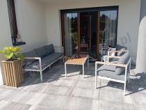 Aranżacja: Biały komplet aluminiowych mebli ogrodowych dla 5 osób z sofą 190cm Stine