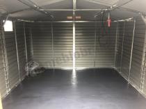 Aranżacja: Blaszak drewnopodobny brązowy Dummer 341x386x229cm – Wood