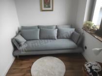 Aranżacja: Błękitna sofa kanapa rozkładana na drewnianych nóżkach Monte 242x110 cm Solar 70