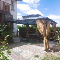 Aranżacja: Brązowa nowoczesna altana ogrodowa dach PVC Havero 3,5x4 - Woodlook
