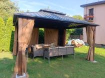 Aranżacja: Brązowa nowoczesna altana ogrodowa metalowa Hater 3,5x4 - Woodlook