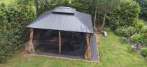 Aranżacja: Brązowa nowoczesna altana ogrodowa metalowa Hater 3,5x4 - Woodlook