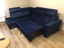 Aranżacja: Ciemnoniebieska kanapa narożna z regulowanymi zagłówkami Riva 274x210 cm lewostronna