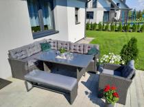 Aranżacja: Ciemnoszary narożnik tarasowy z technorattanu Topiano Plus Antracite
