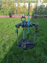 Aranżacja: Corner Tool Rack stojak na narzędzia ogrodowe