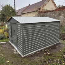 Aranżacja: Domek metalowy na narzędzia 277x319cm (8,2m2) Agger – Srebrny ciemny GA15