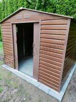 Aranżacja: Domek narzędziowy z blachy Dummer 277x259x221cm (7,1m2) – Wood