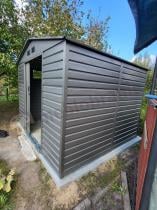 Aranżacja: Domek narzędziowy z oknem Dummer 277x259x221cm (6,5m2) – Srebrny ciemny GA15