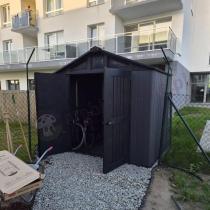 Aranżacja: Domek ogrodowy narzędziowy Keter Stronghold 8x6 Grey (4,4m2)
