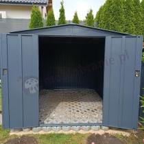 Aranżacja: Domek ogrodowy z grubszej blachy Hartt Plus 240x300x205cm - drzwi na zawiasach - Antracyt A16