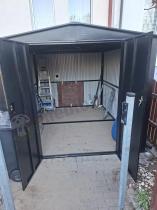 Aranżacja: Domek ogrodowy z grubszej blachy Hartt Plus 240x300x205cm - drzwi na zawiasach - Wooden