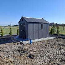 Aranżacja: Domek ogrodowy z tworzywa sztucznego Edenvel 240x307 cm grafit (7,4m2)